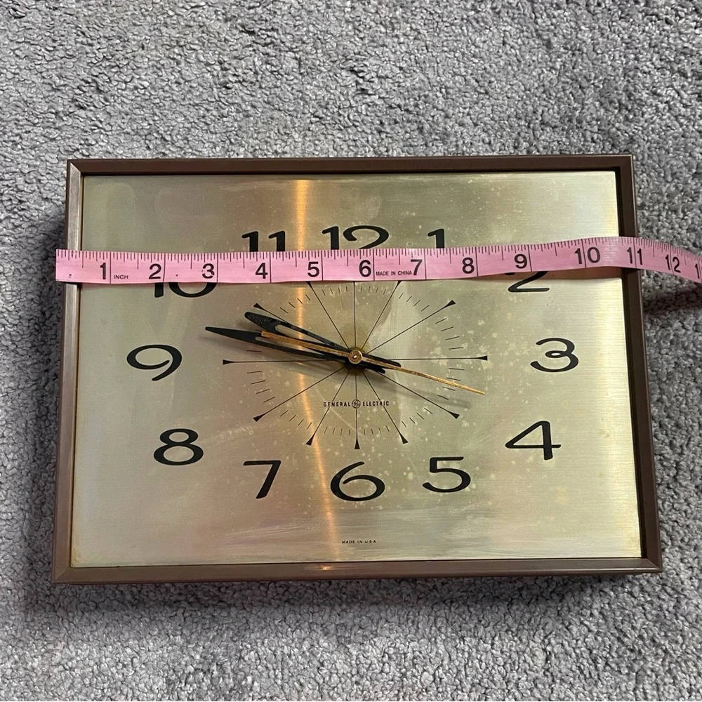 Vintage Brass Face General Electric Plug In Wall Clock Retro Vintage MCM Working